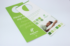 Holiday Inn do not disturb sign