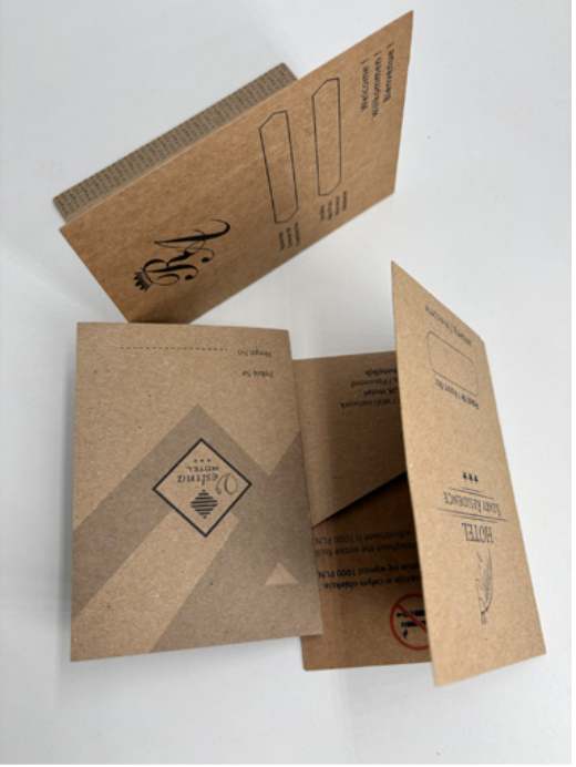 Hotel Key card holder  (folder with diagonal pocket, 4+4 CMYK) - Image 4